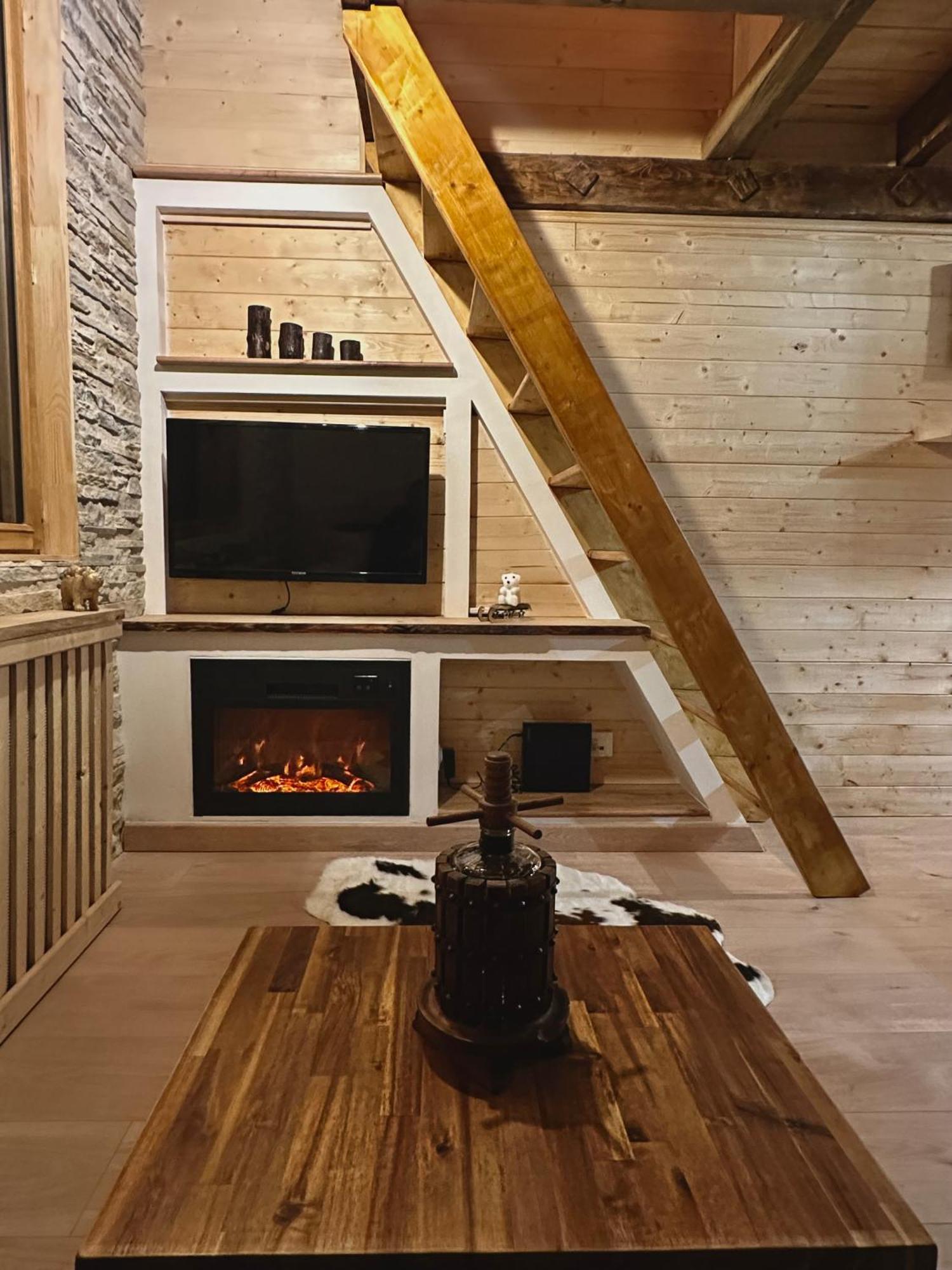 Petit Ours Blanc Apartment Greolieres Bagian luar foto